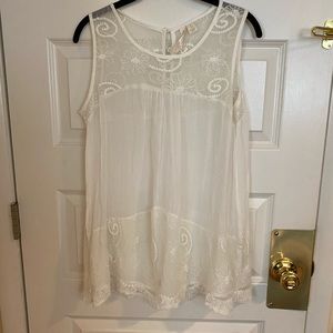 White sheer lace tank top size large used